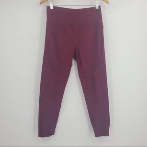 Reebok Leggings Cropped Maroon Mesh Ribbed Knee